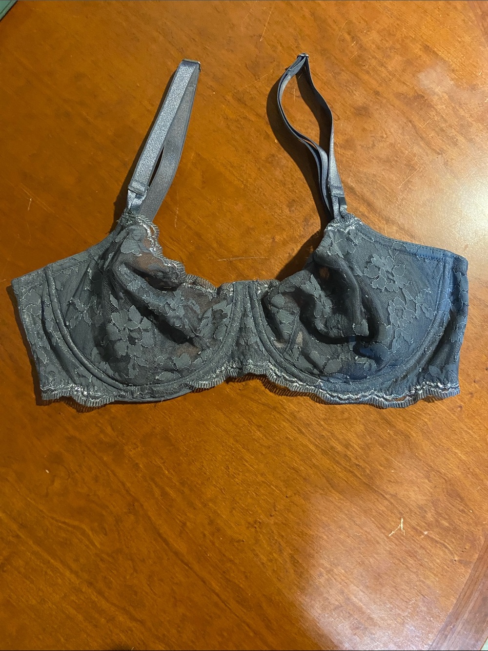 NWOT Grey Victoria Secret Bra 34DDD